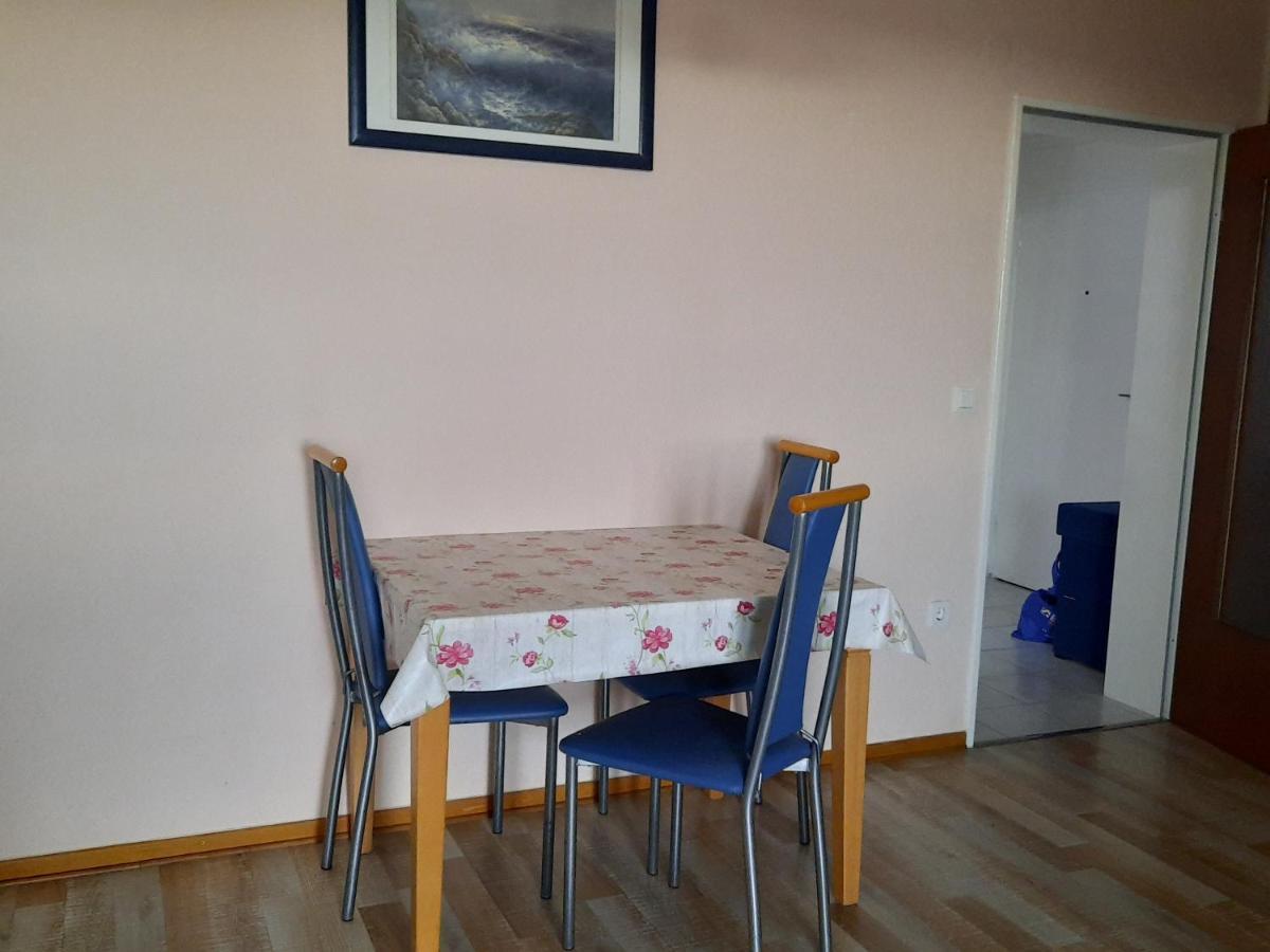 48 Qm Whole Apartment To Rent Out Near Ini And Mhh Hanovre Extérieur photo